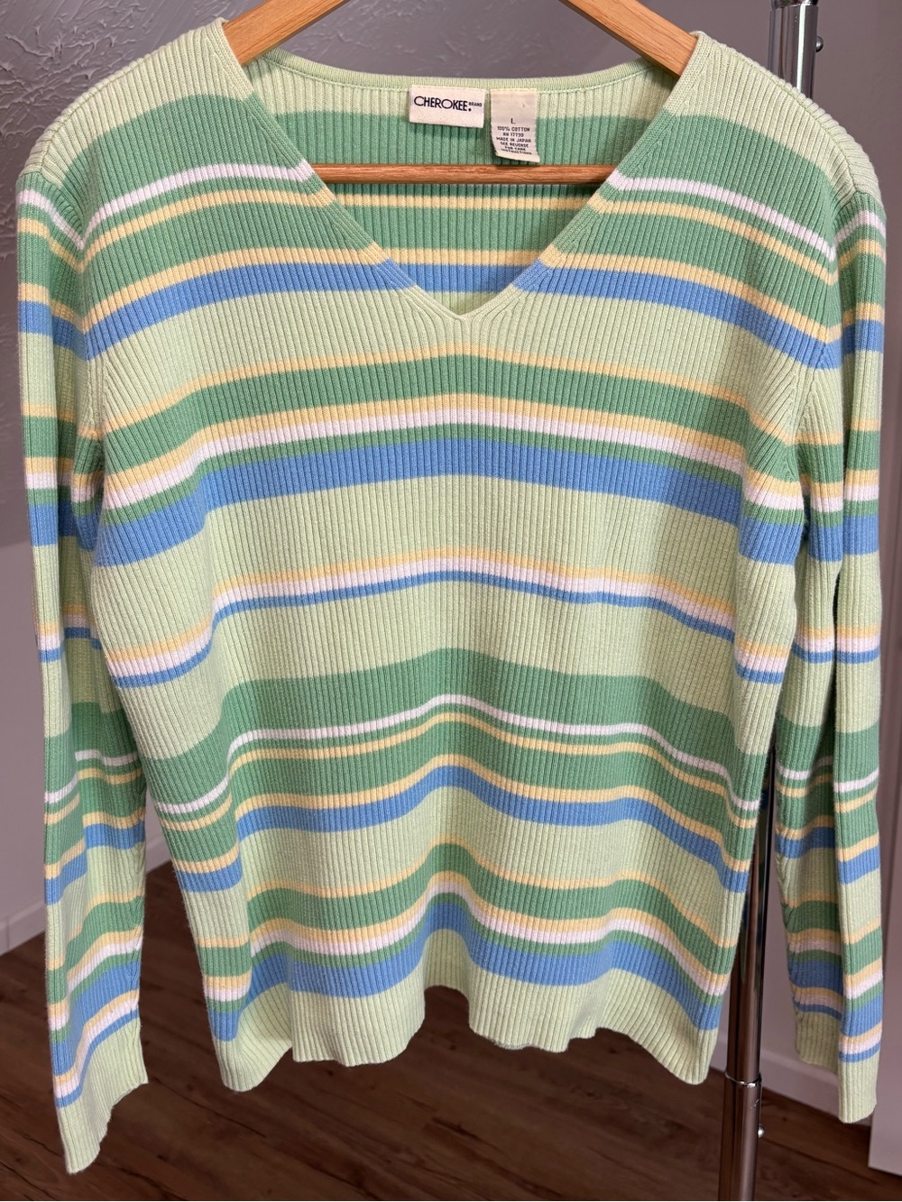Cherokee vintage y2k 90s ribbed, stretchy v-neck sweater size large
